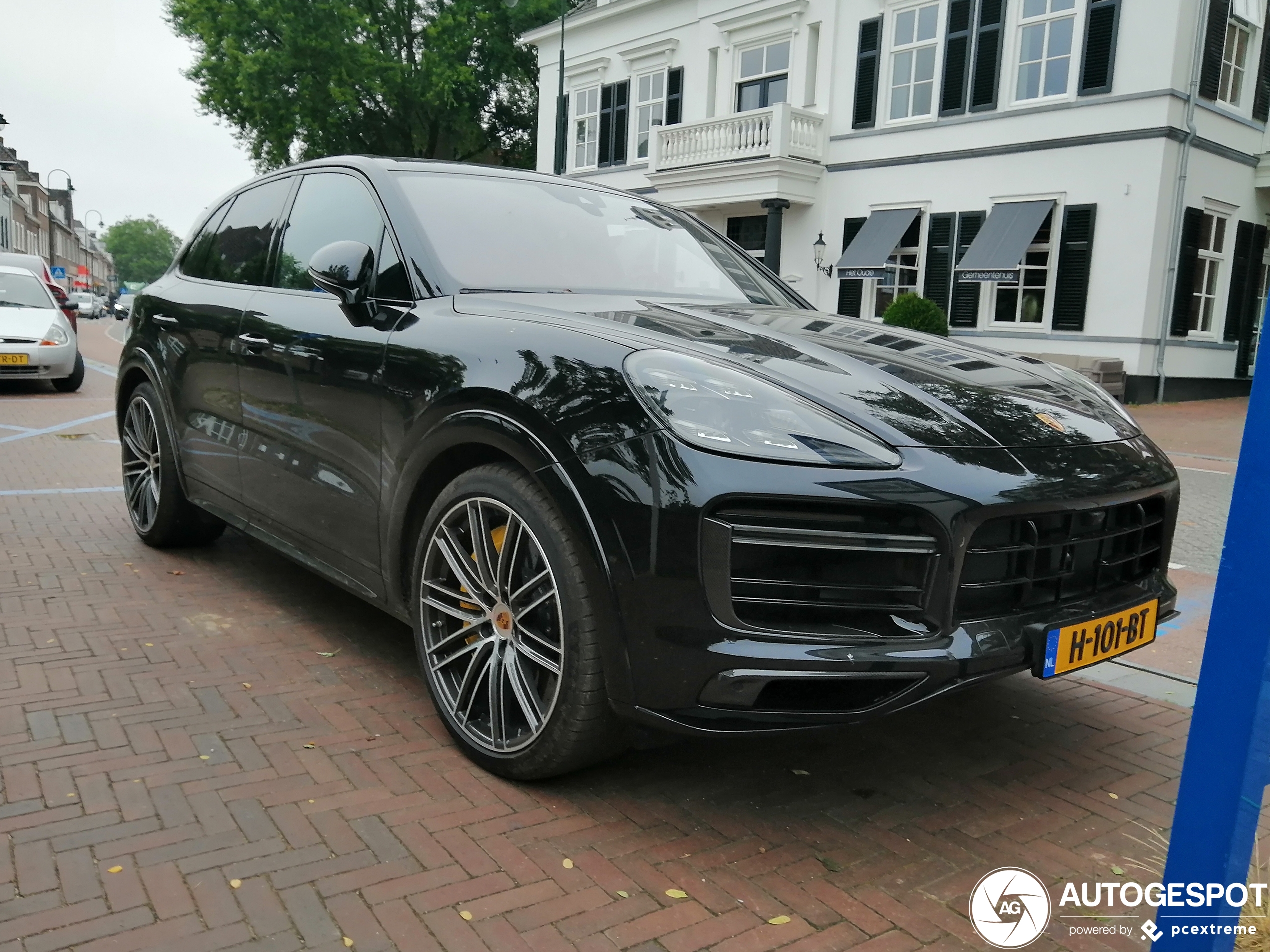 Porsche Cayenne Turbo S E-Hybrid