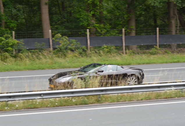 Aston Martin DB11 V8 Volante