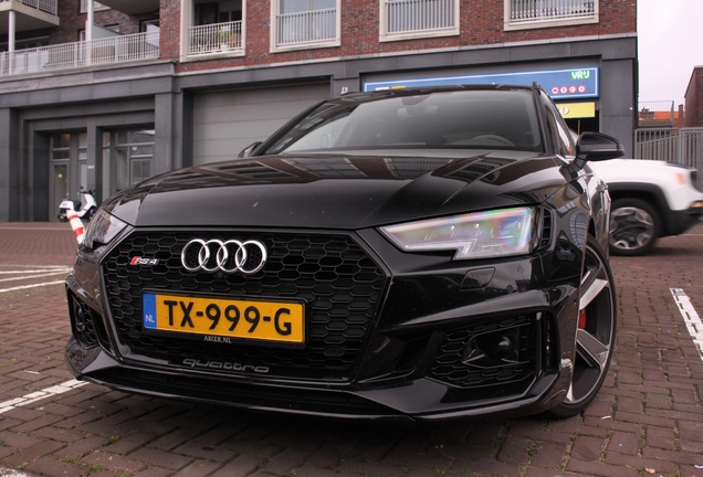 Audi RS4 Avant B9