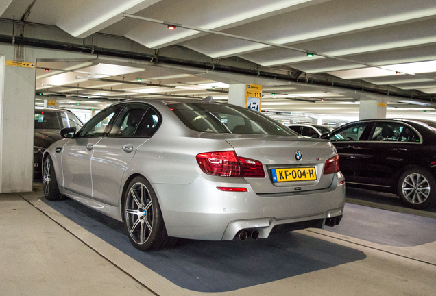 BMW M5 F10 2014 Performance Edition