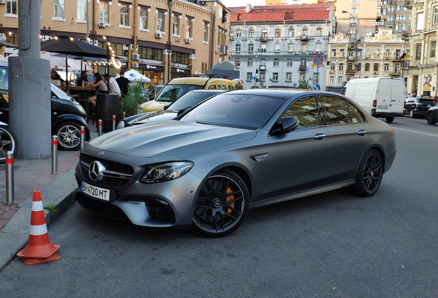 Mercedes-AMG E 63 S W213 Edition 1