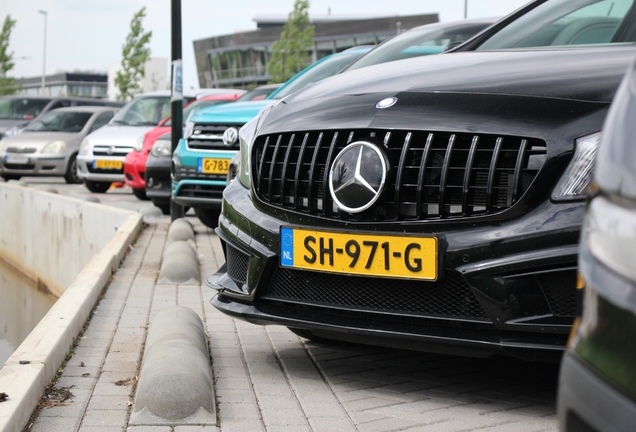 Mercedes-Benz A 45 AMG