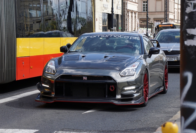 Nissan GT-R 2014