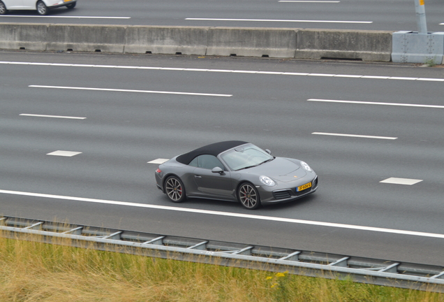 Porsche 991 Carrera 4S Cabriolet MkII