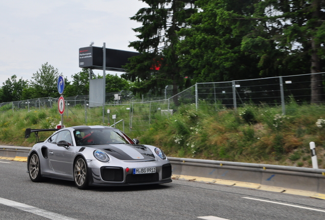 Porsche Manthey Racing 991 GT2 RS MR