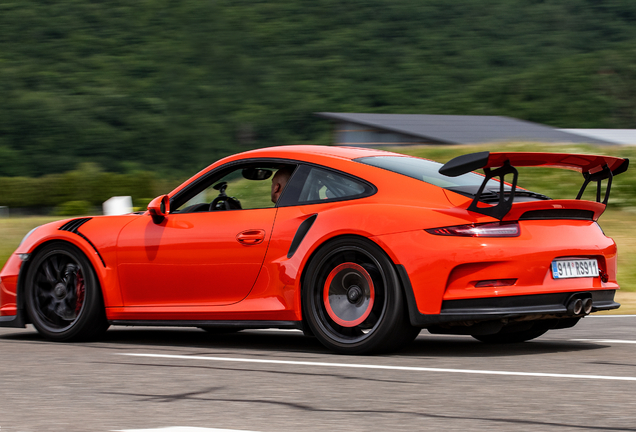 Porsche Manthey Racing 991 GT3 RS MR