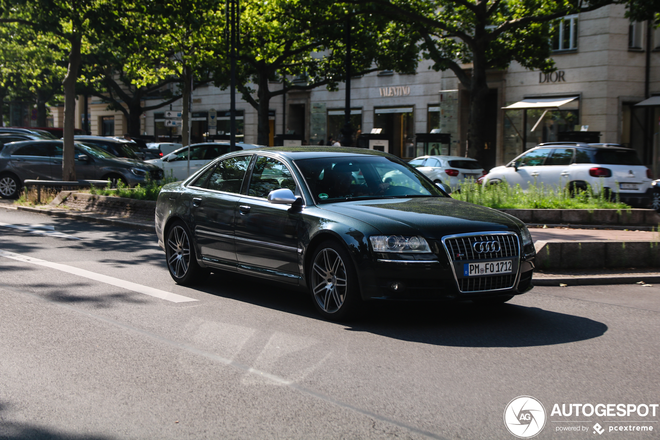 Audi S8 D3