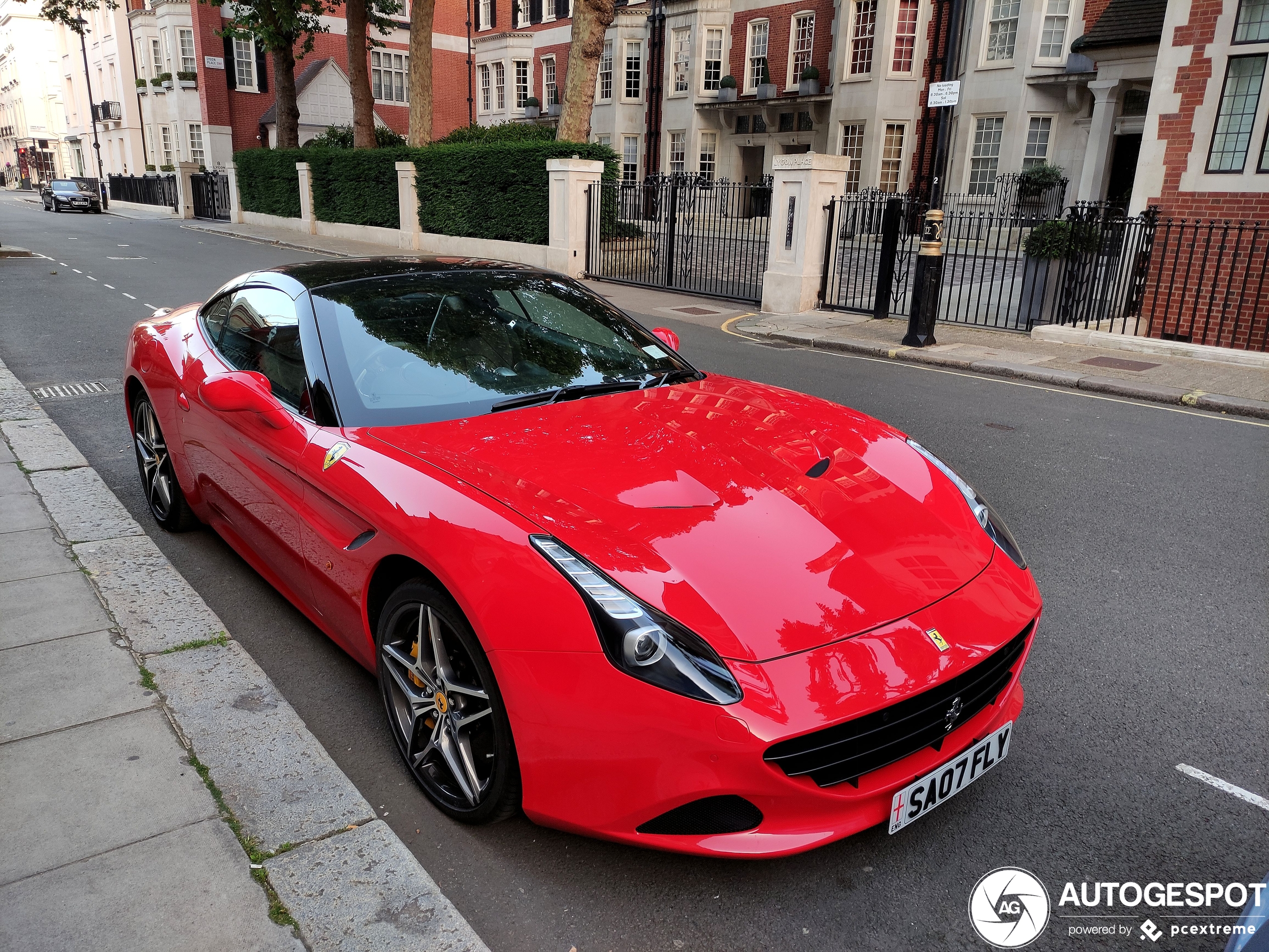 Ferrari California T