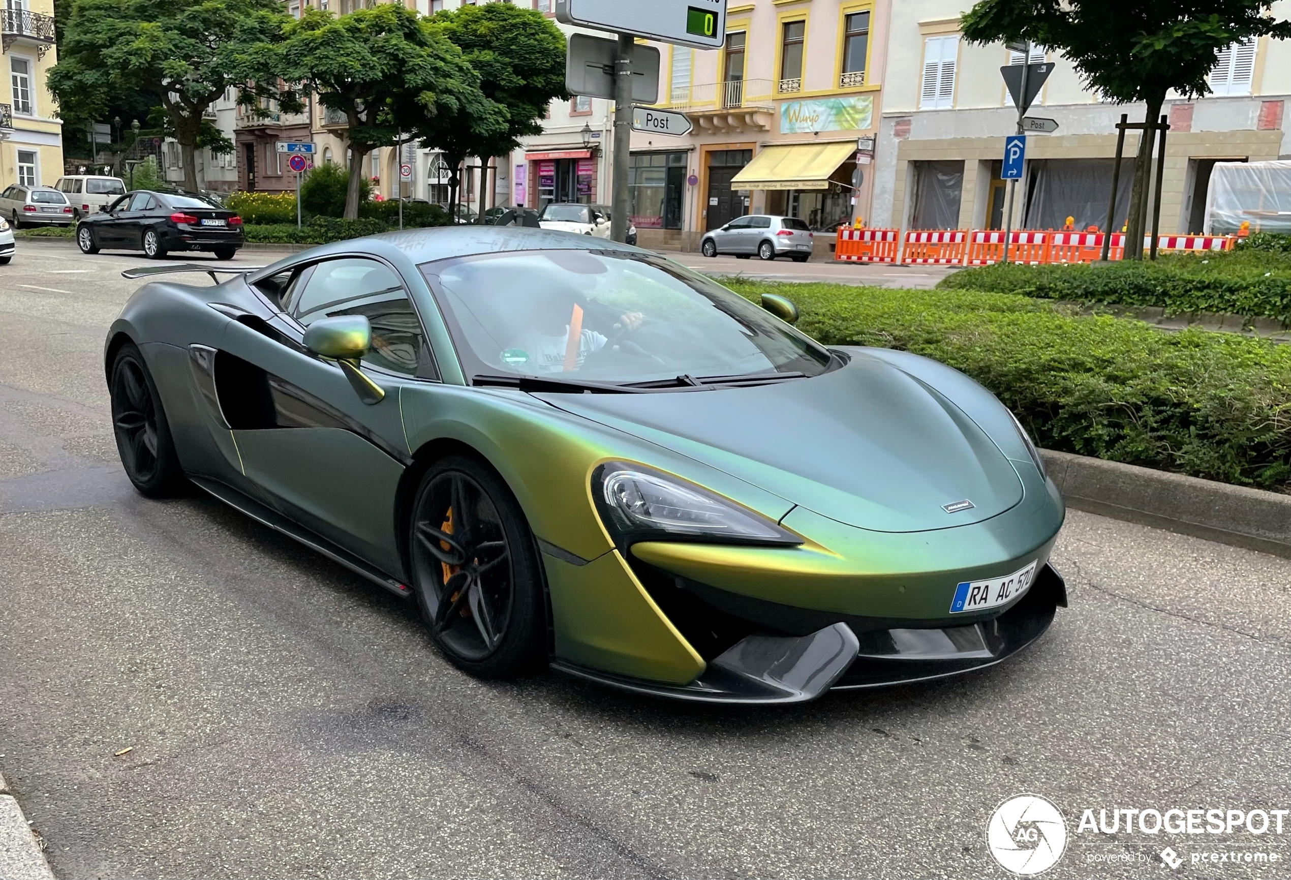 McLaren 570S