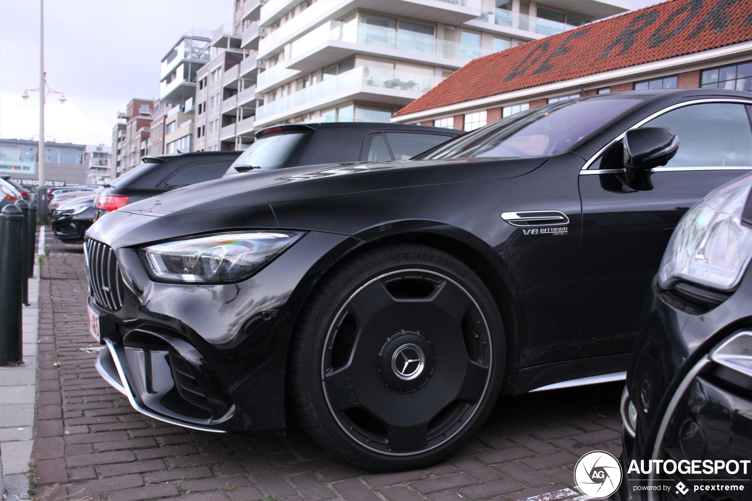 Mercedes-AMG GT 63 S X290