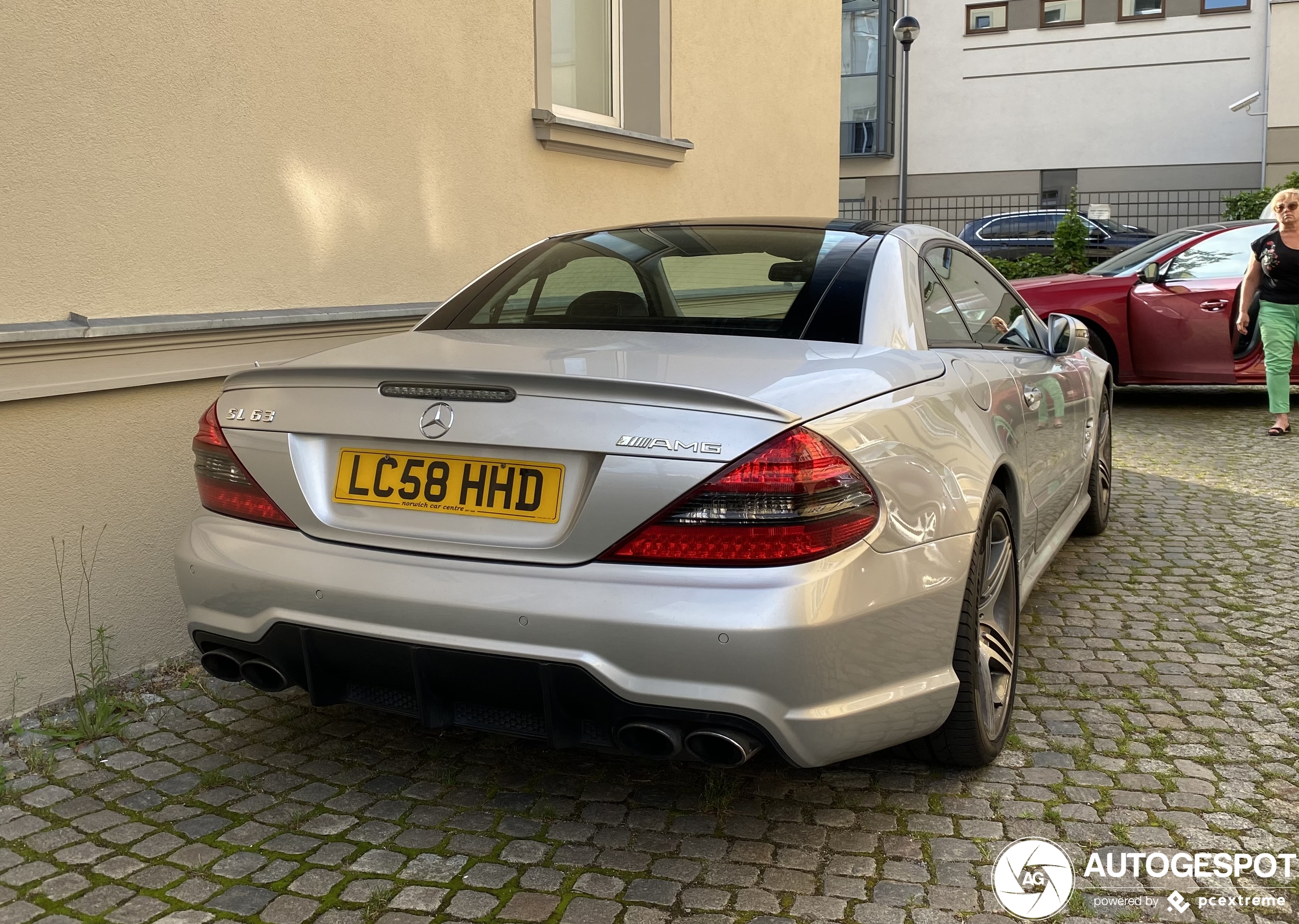 Mercedes-Benz SL 63 AMG