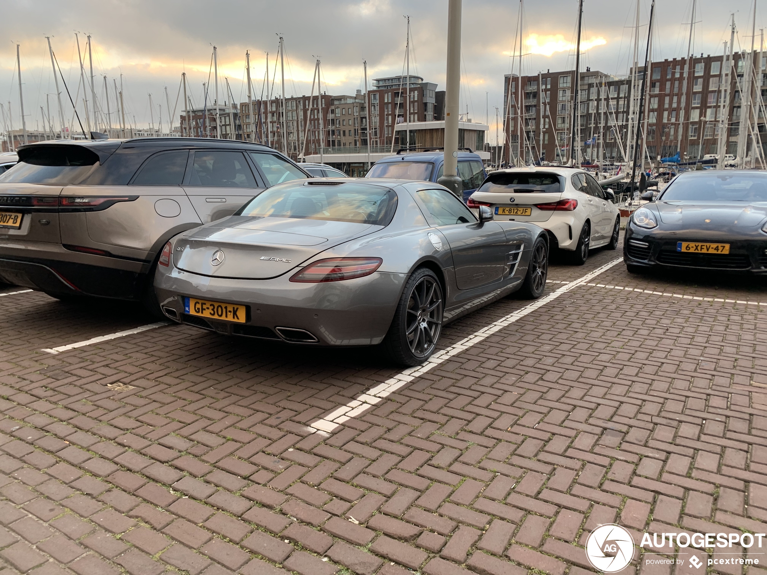 Mercedes-Benz SLS AMG