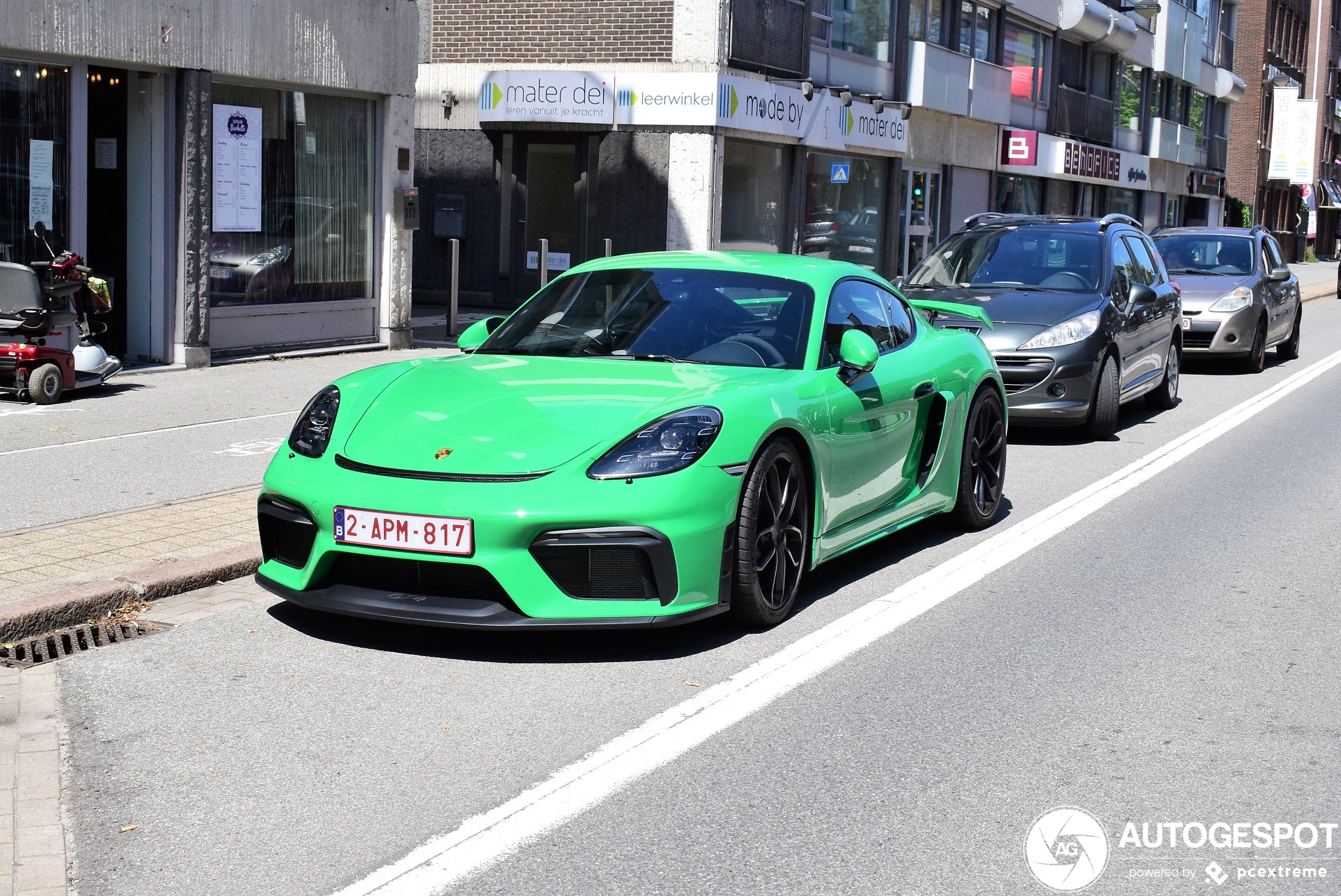 Porsche 718 Cayman GT4