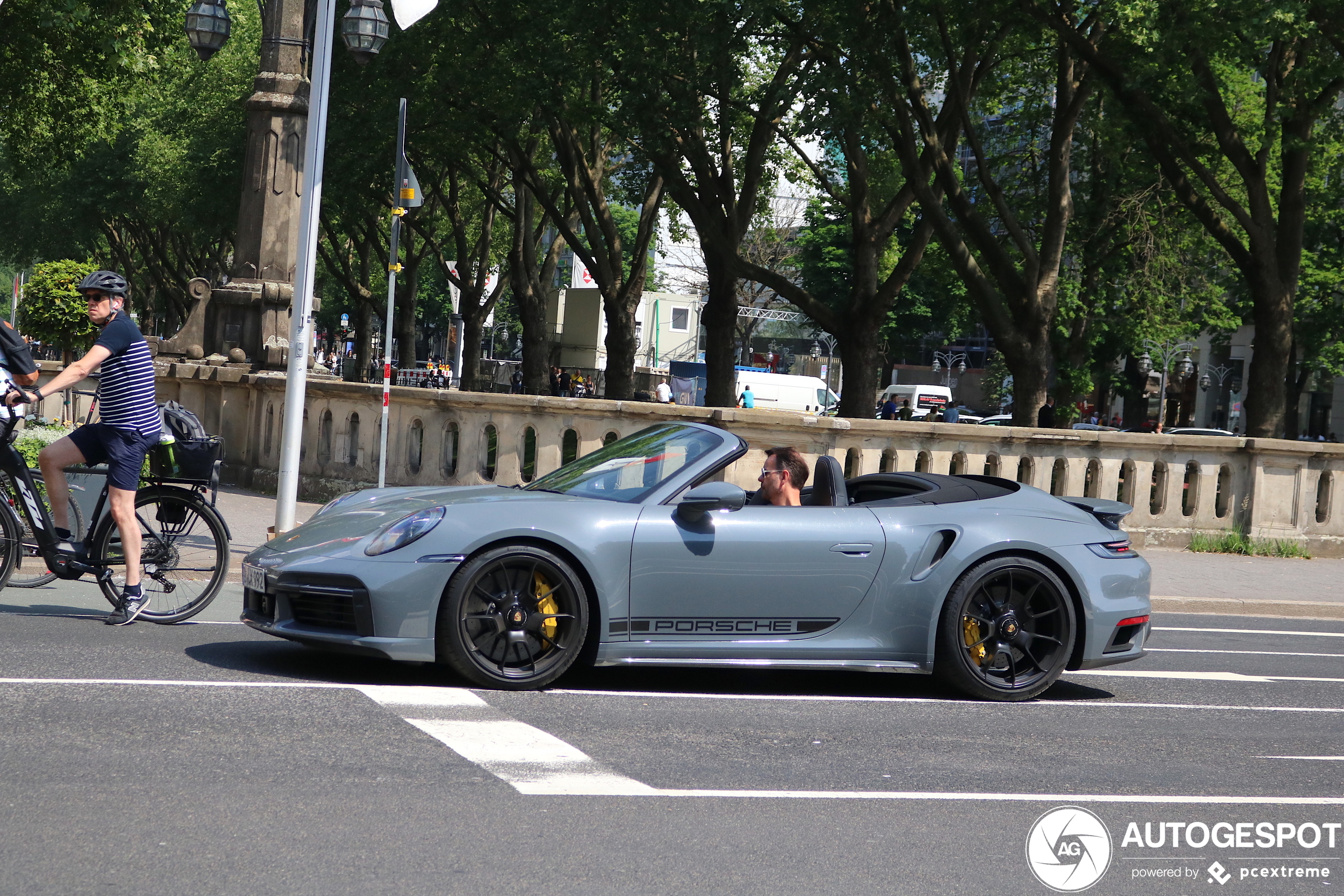 Porsche 992 Turbo S Cabriolet