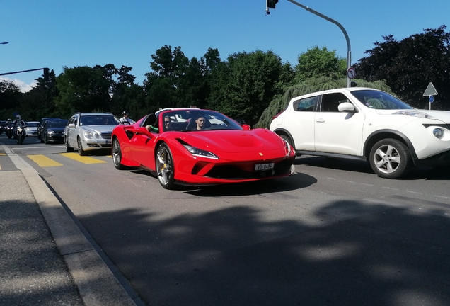 Ferrari F8 Spider