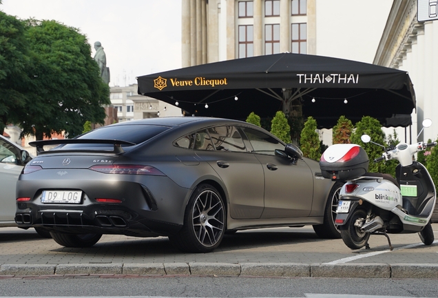 Mercedes-AMG GT 63 S X290