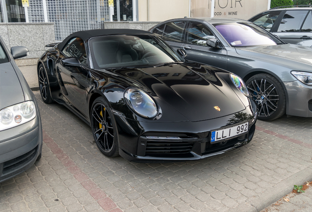 Porsche 992 Turbo S Cabriolet