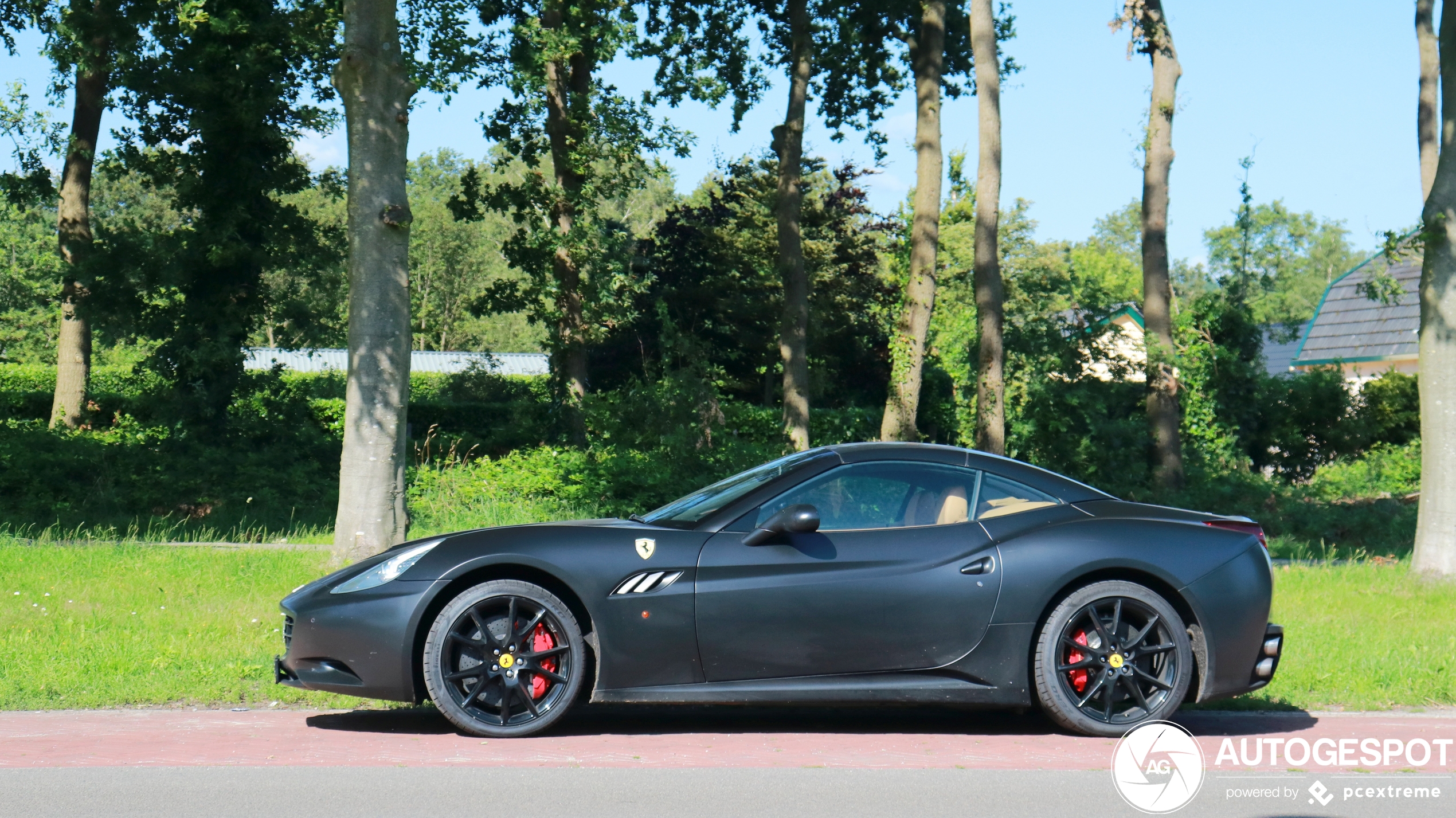 Ferrari California