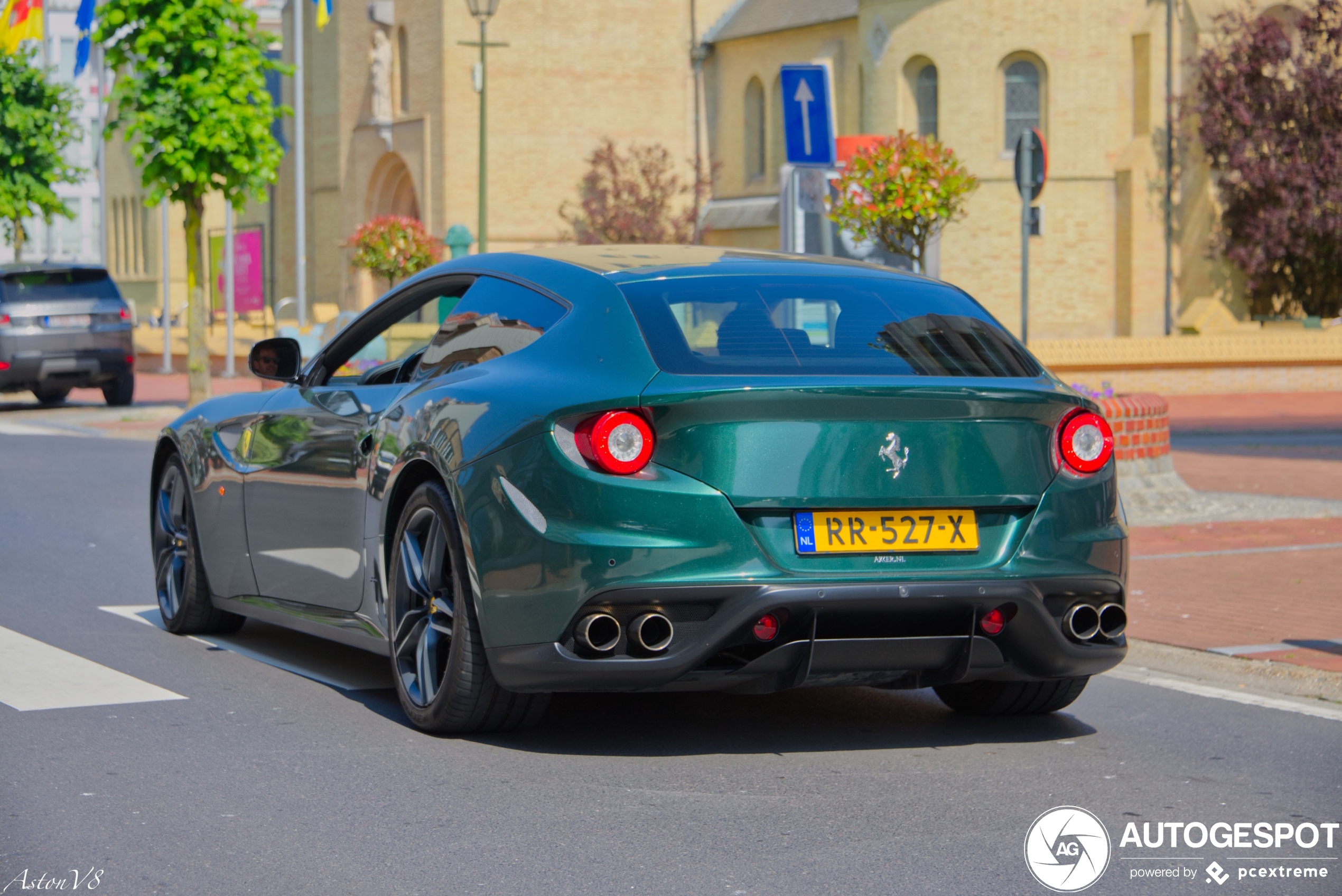 Ferrari FF