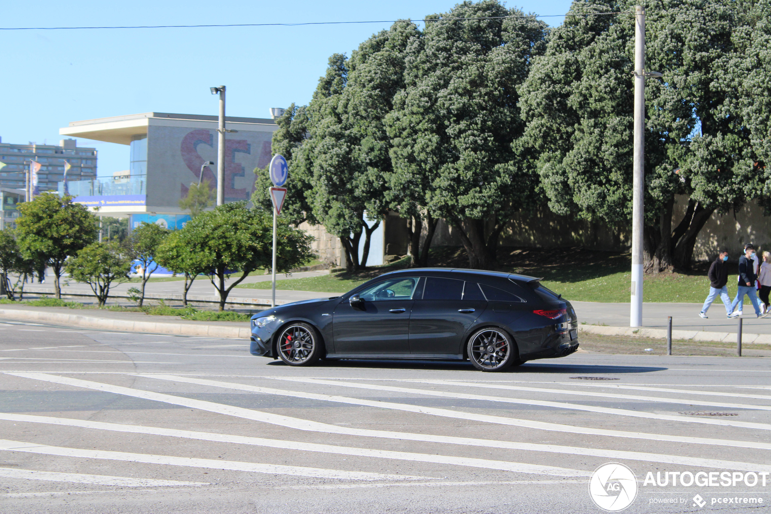 Mercedes-AMG CLA 45 S Shooting Brake X118