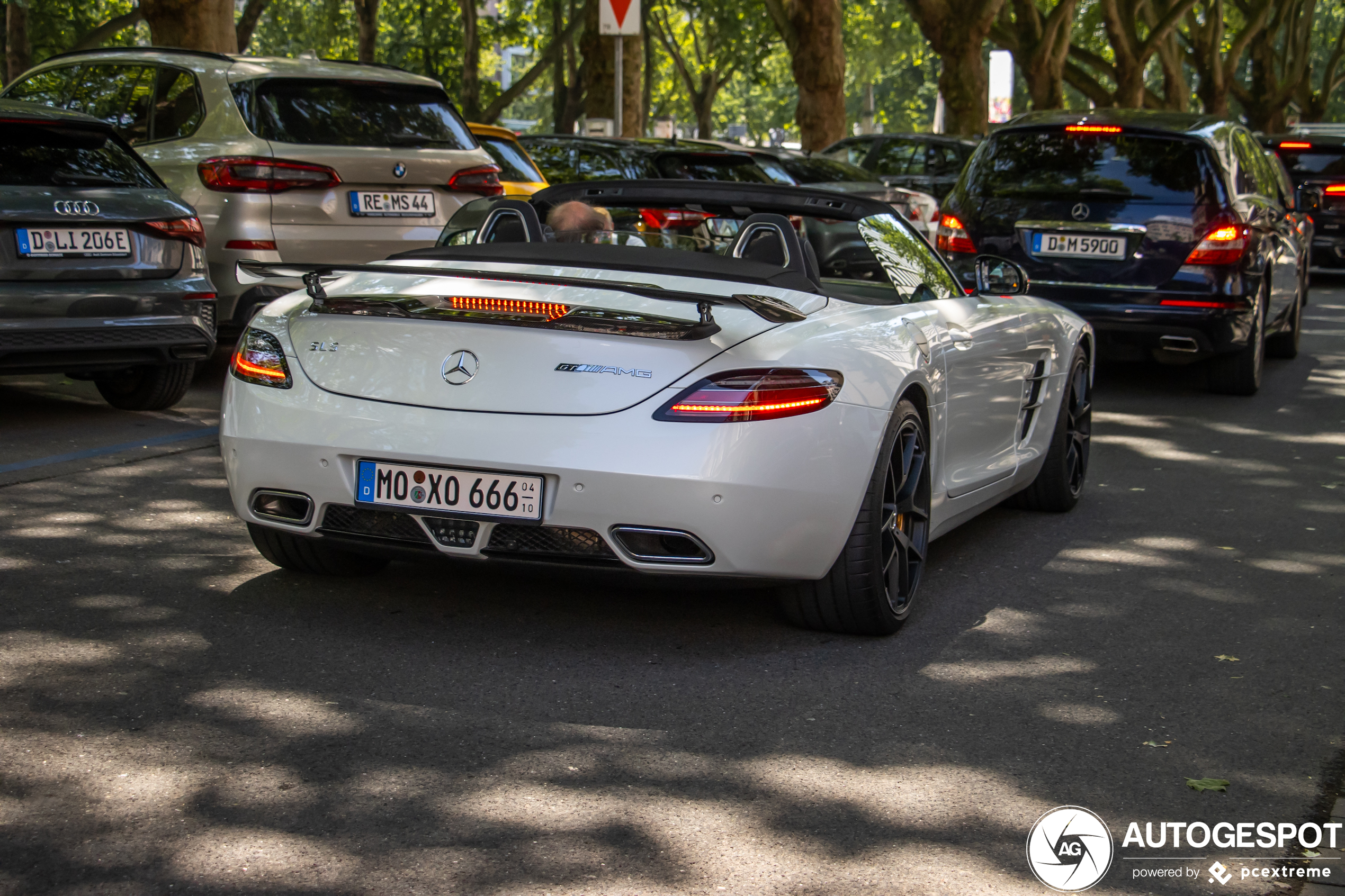 Mercedes-Benz SLS AMG GT Roadster Final Edition