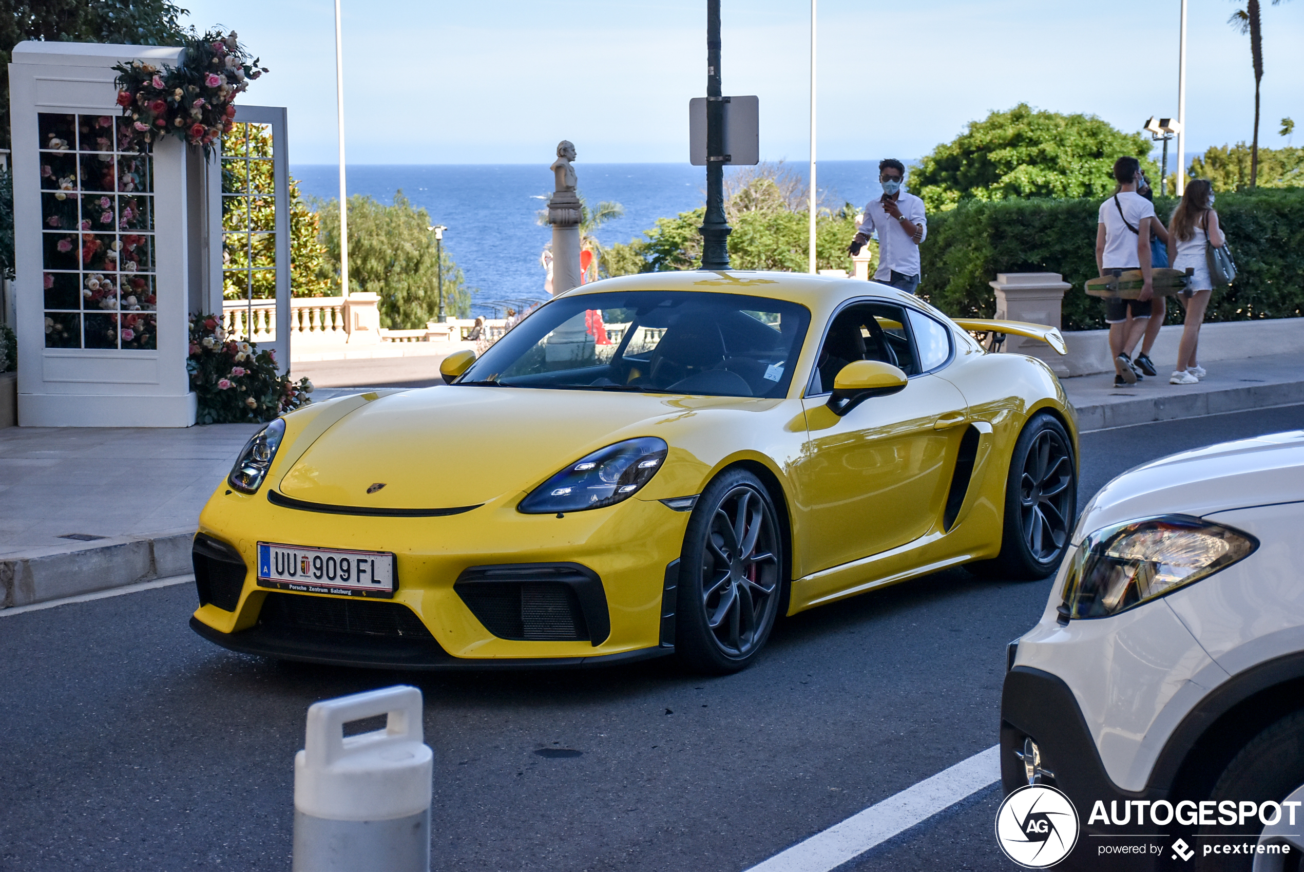 Porsche 718 Cayman GT4