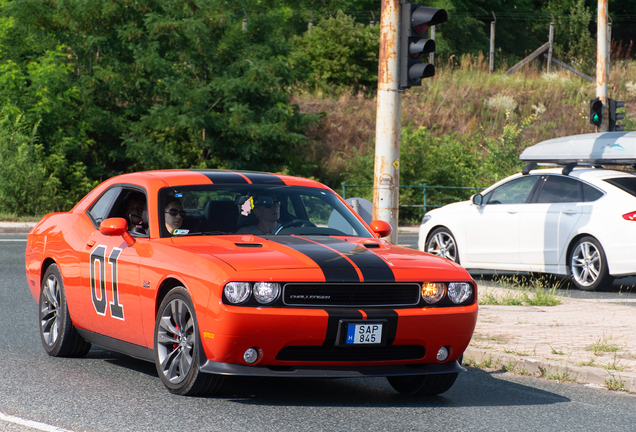 Dodge Challenger SRT-8 392