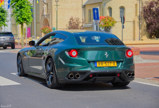 Ferrari FF