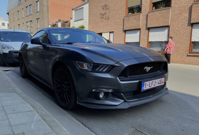 Ford Mustang GT 2015