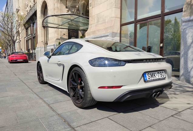 Porsche 718 Cayman GTS