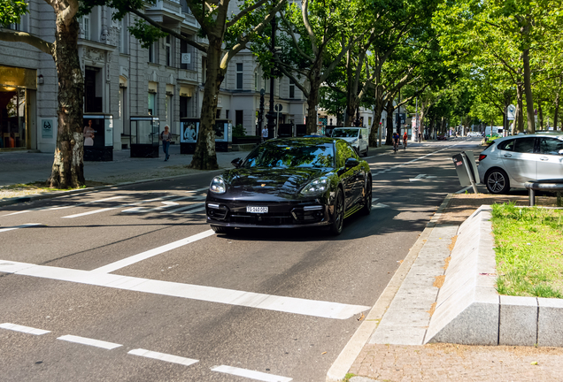 Porsche 971 Panamera Turbo S E-Hybrid Sport Turismo