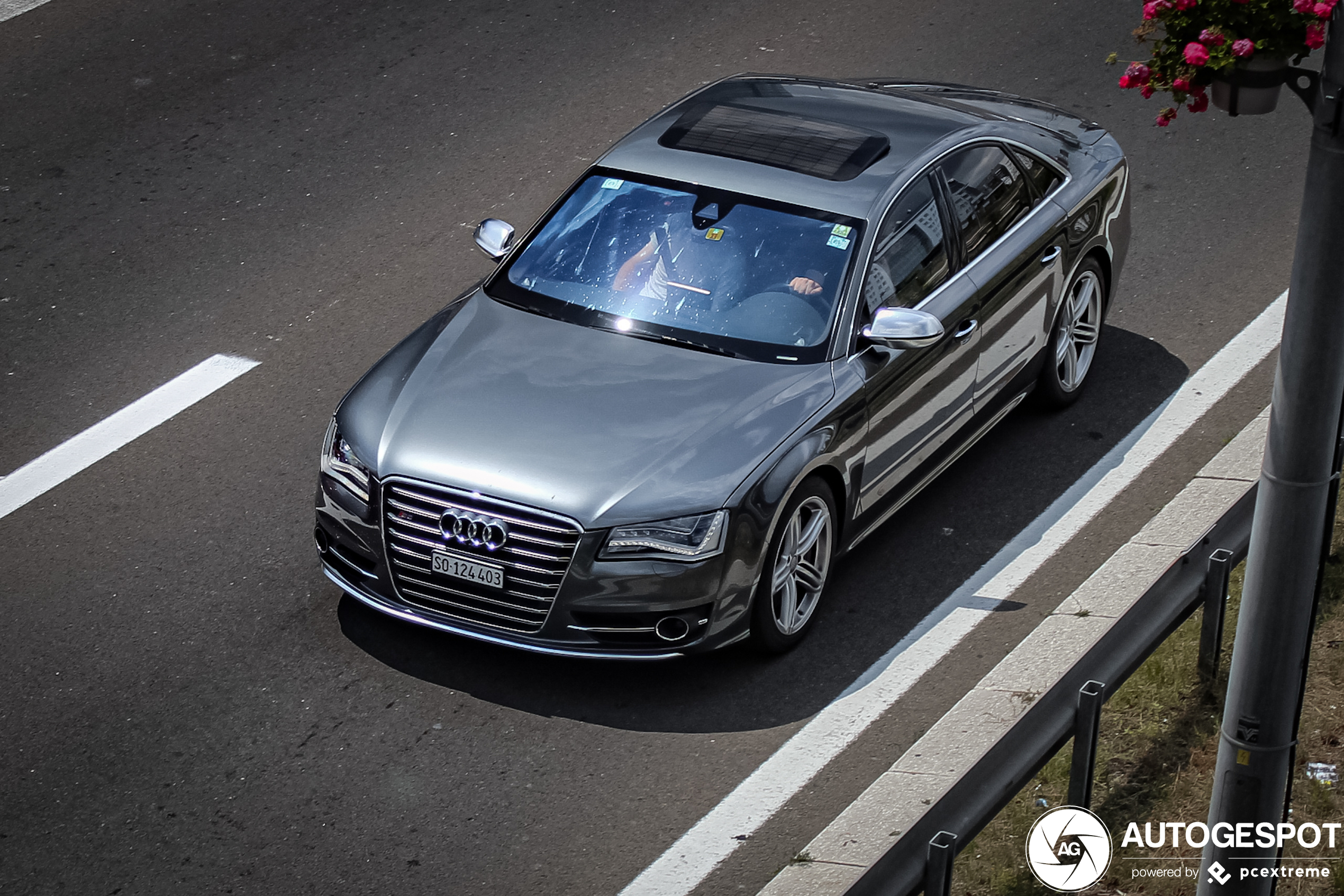 Audi S8 D4