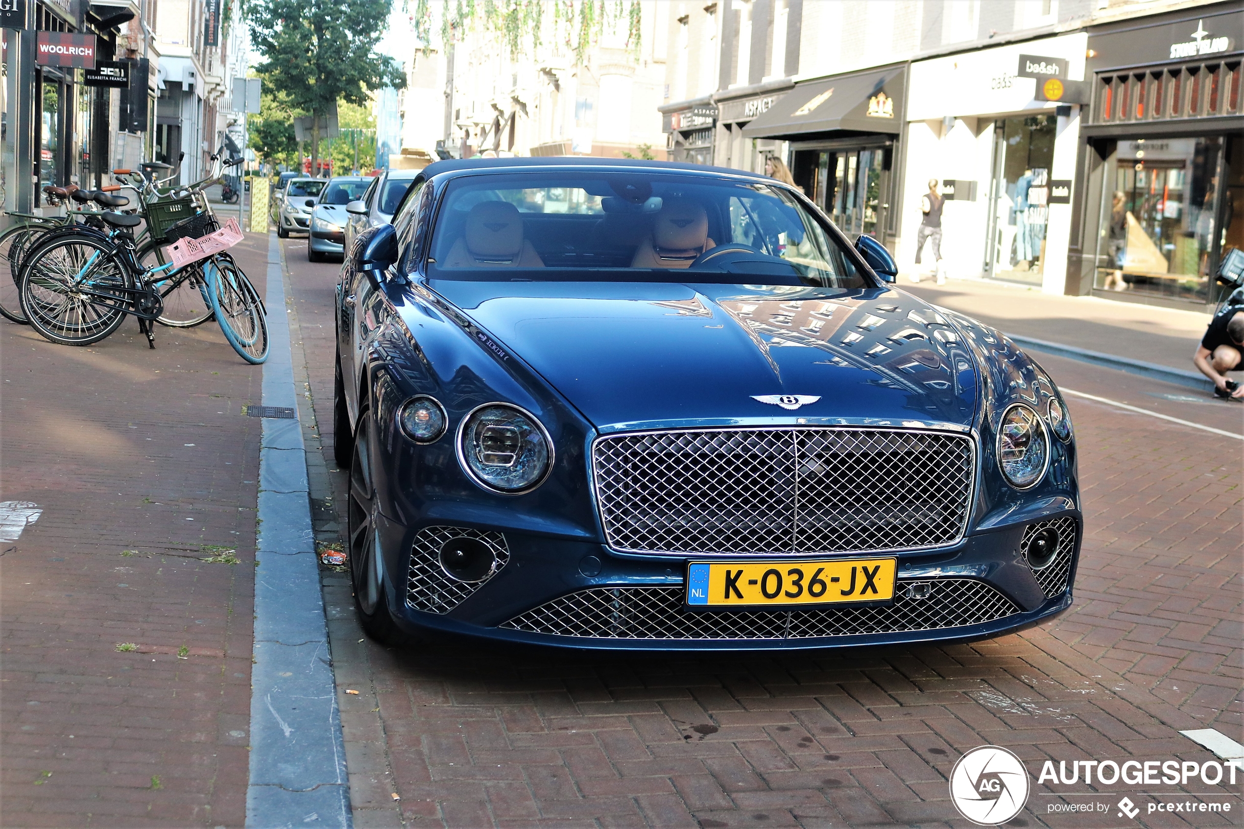 Bentley Continental GTC V8 2020