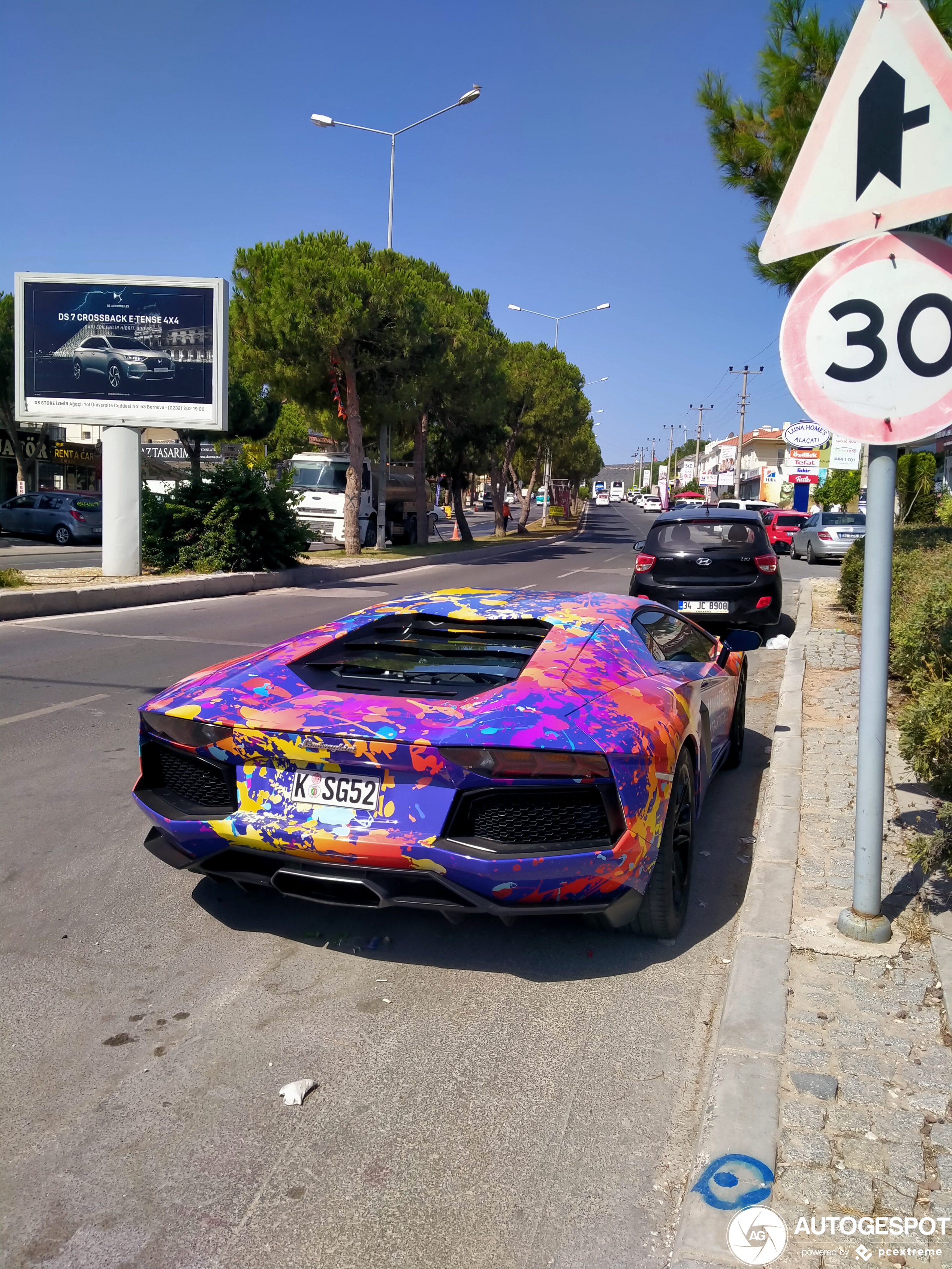 Lamborghini Aventador LP700-4