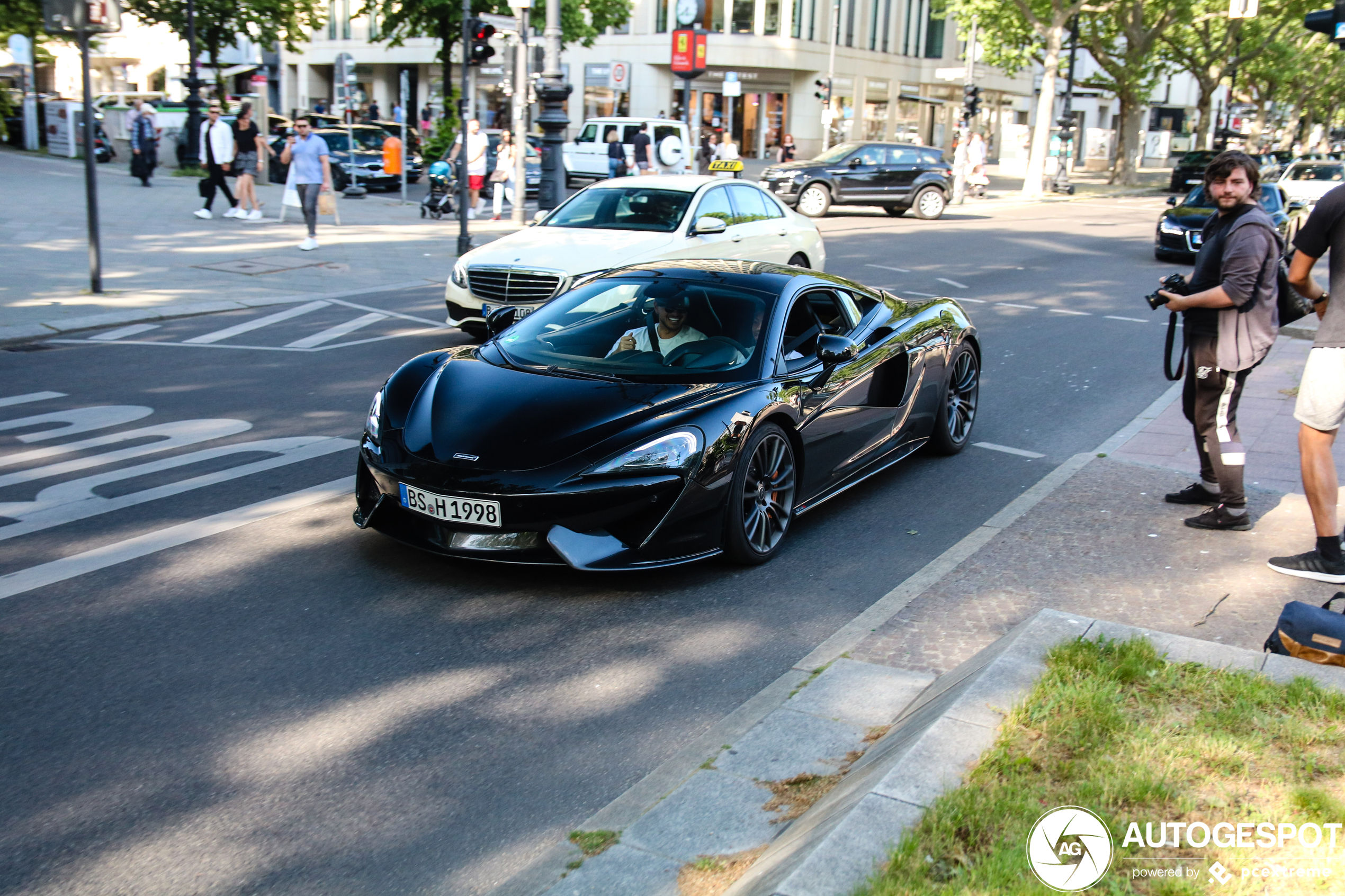 McLaren 570S