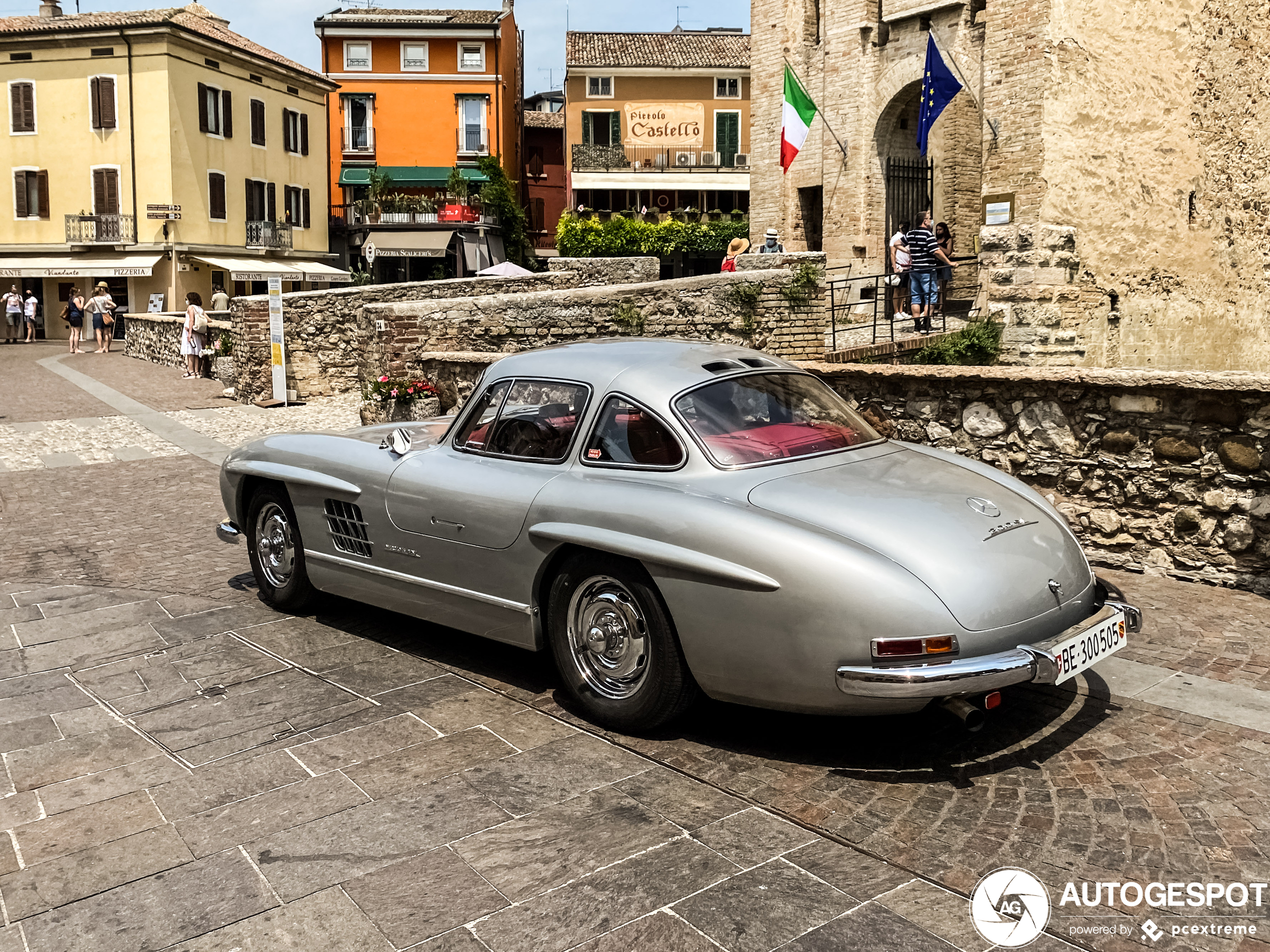 Mercedes-Benz 300SL Gullwing