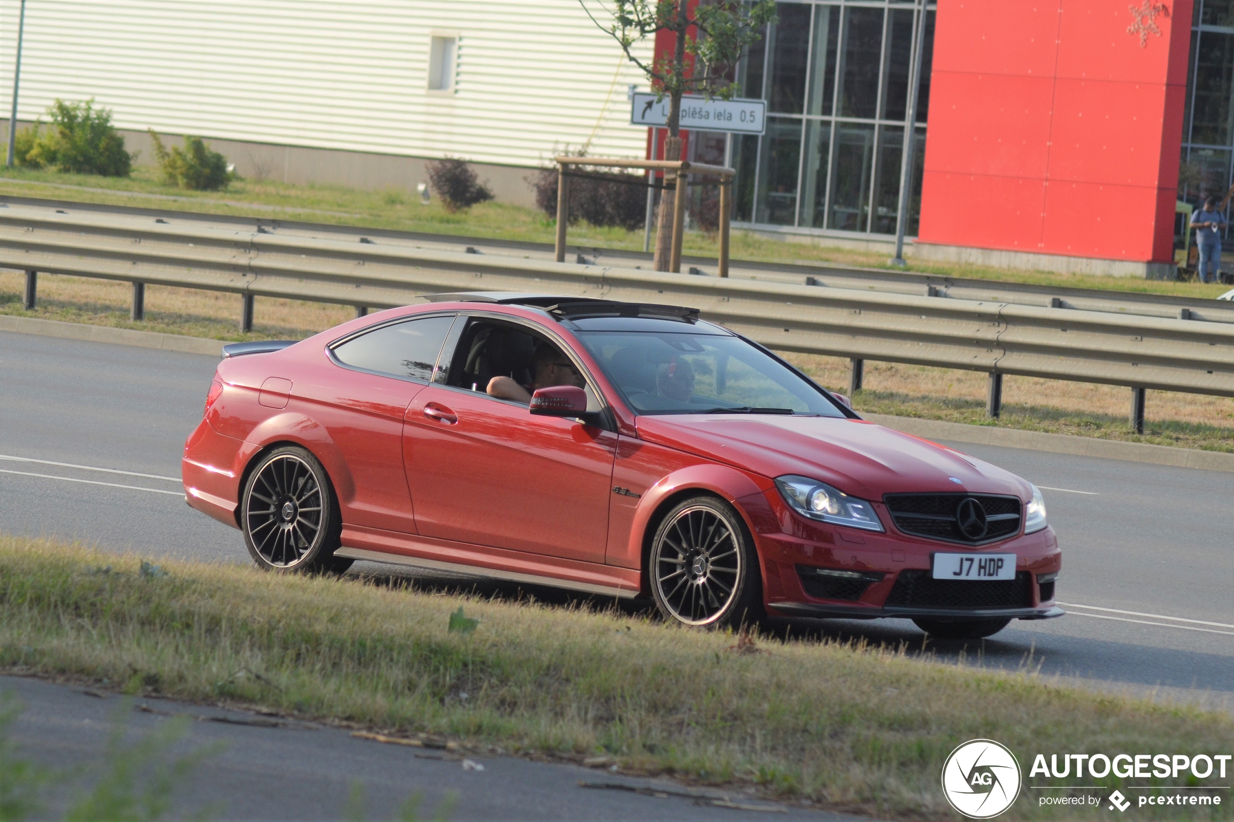 Mercedes-Benz C 63 AMG Coupé