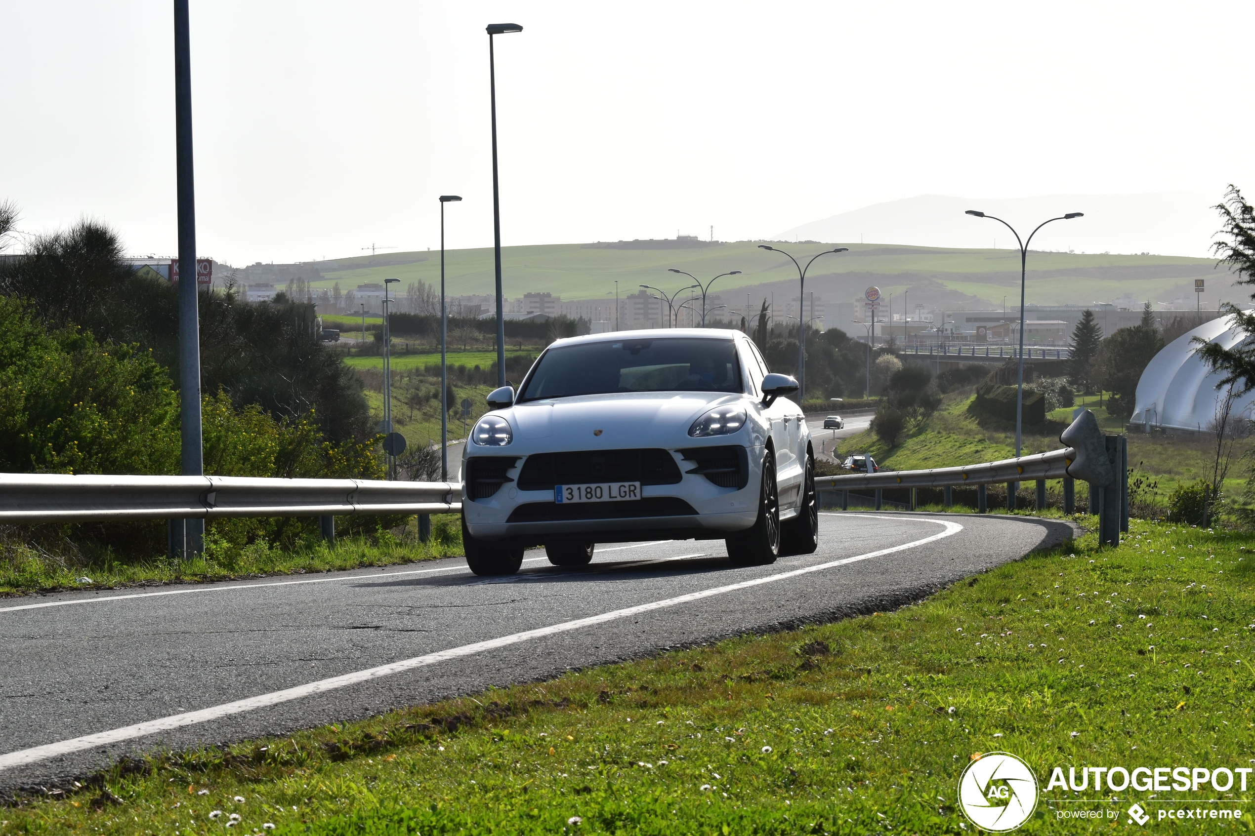 Porsche 95B Macan GTS MkII