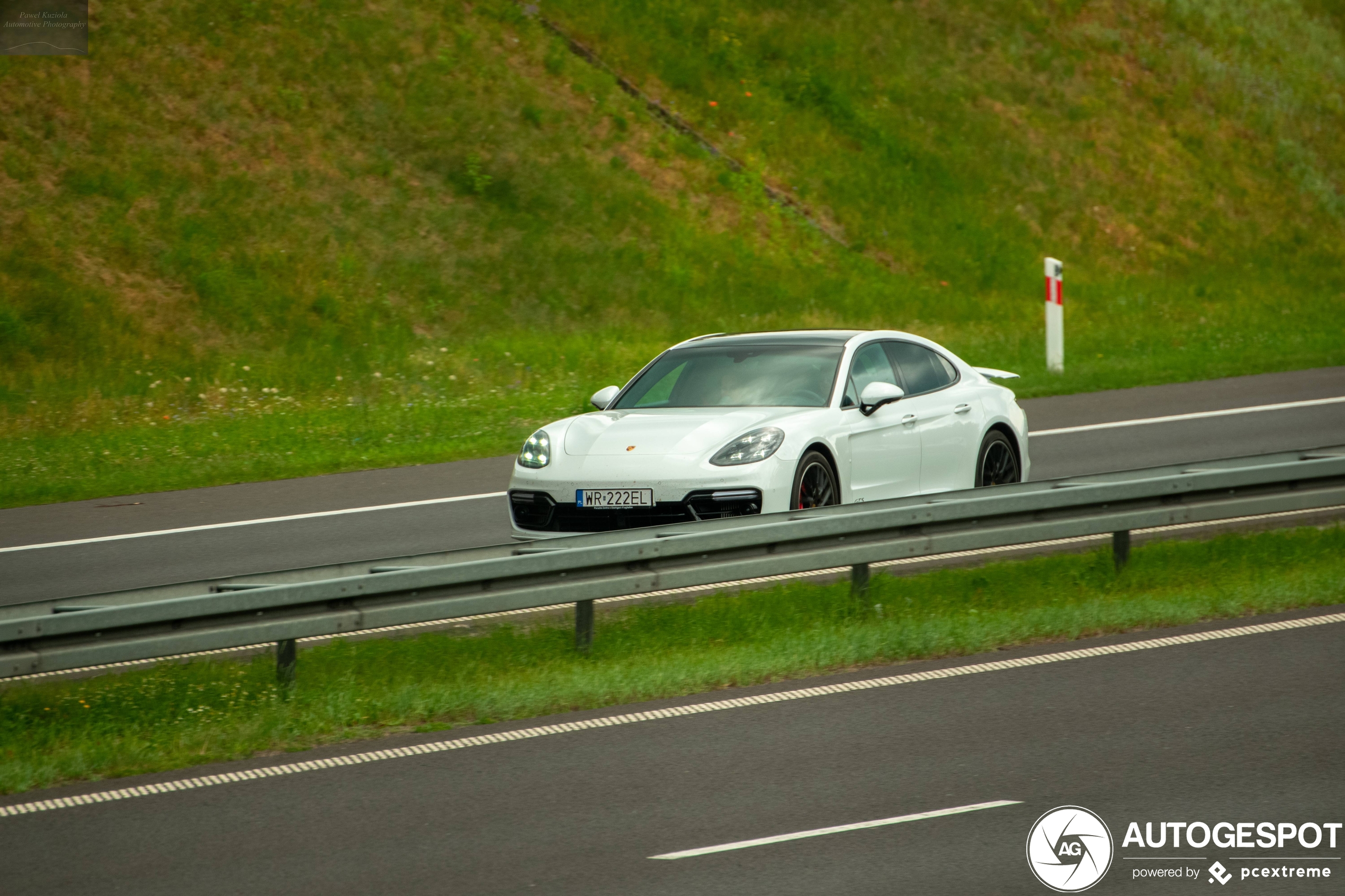 Porsche 971 Panamera GTS MkI