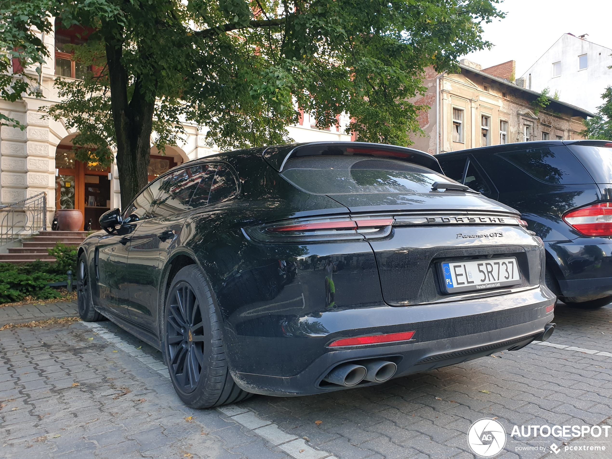 Porsche 971 Panamera GTS Sport Turismo