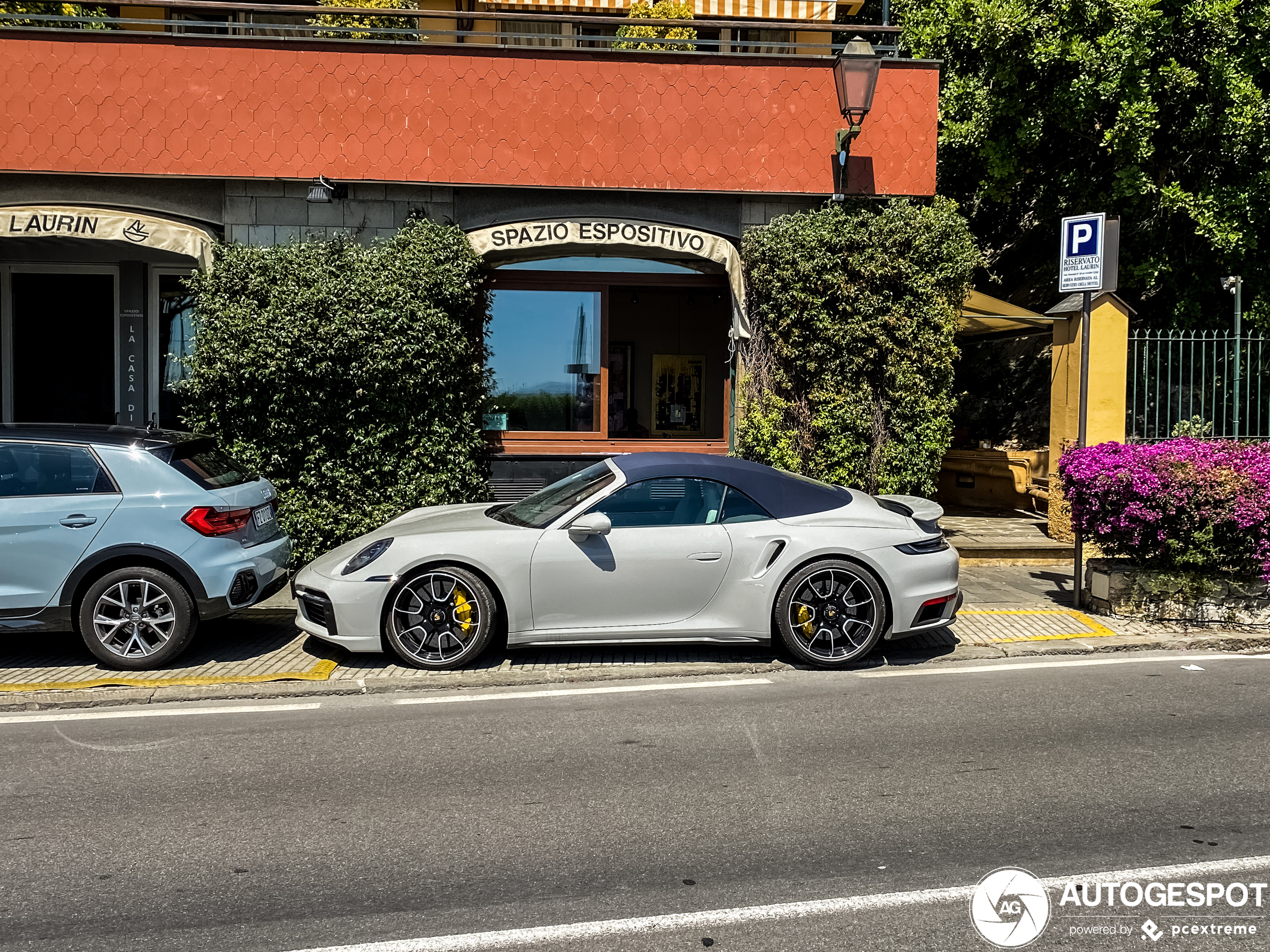 Porsche 992 Turbo S Cabriolet