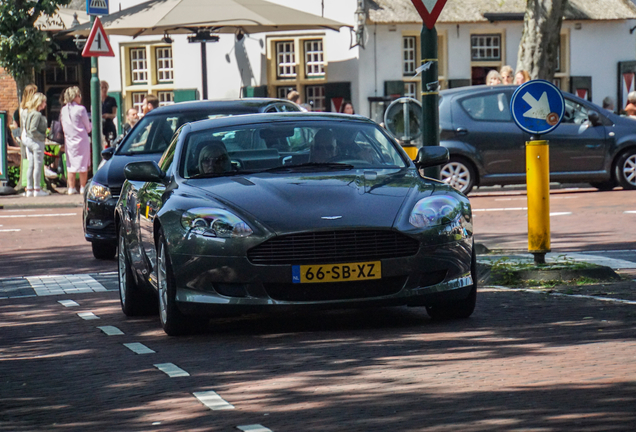 Aston Martin DB9