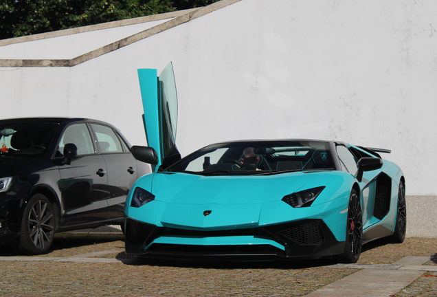 Lamborghini Aventador LP750-4 SuperVeloce Roadster