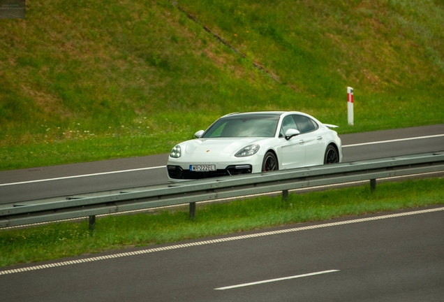 Porsche 971 Panamera GTS MkI