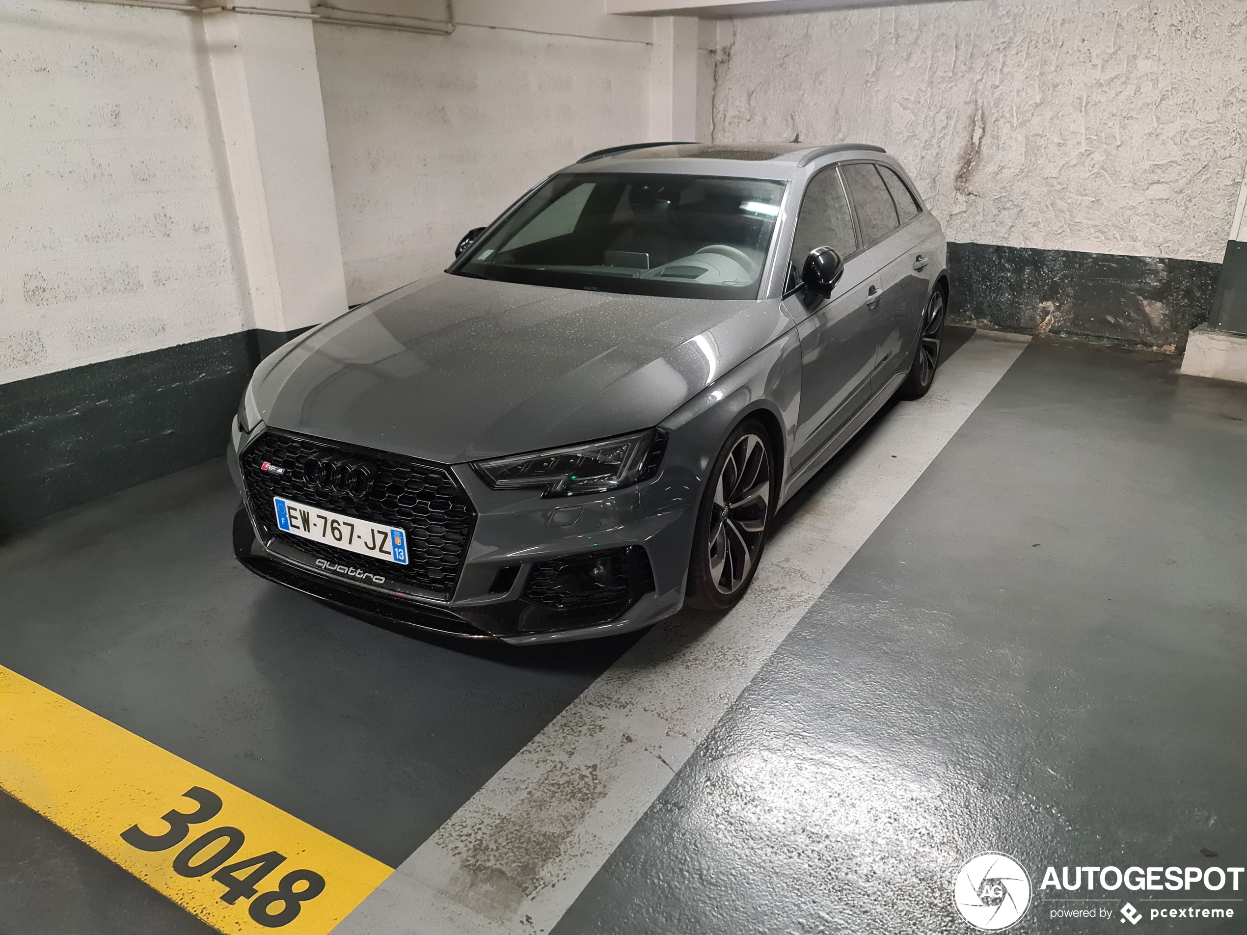 Audi RS4 Avant B9