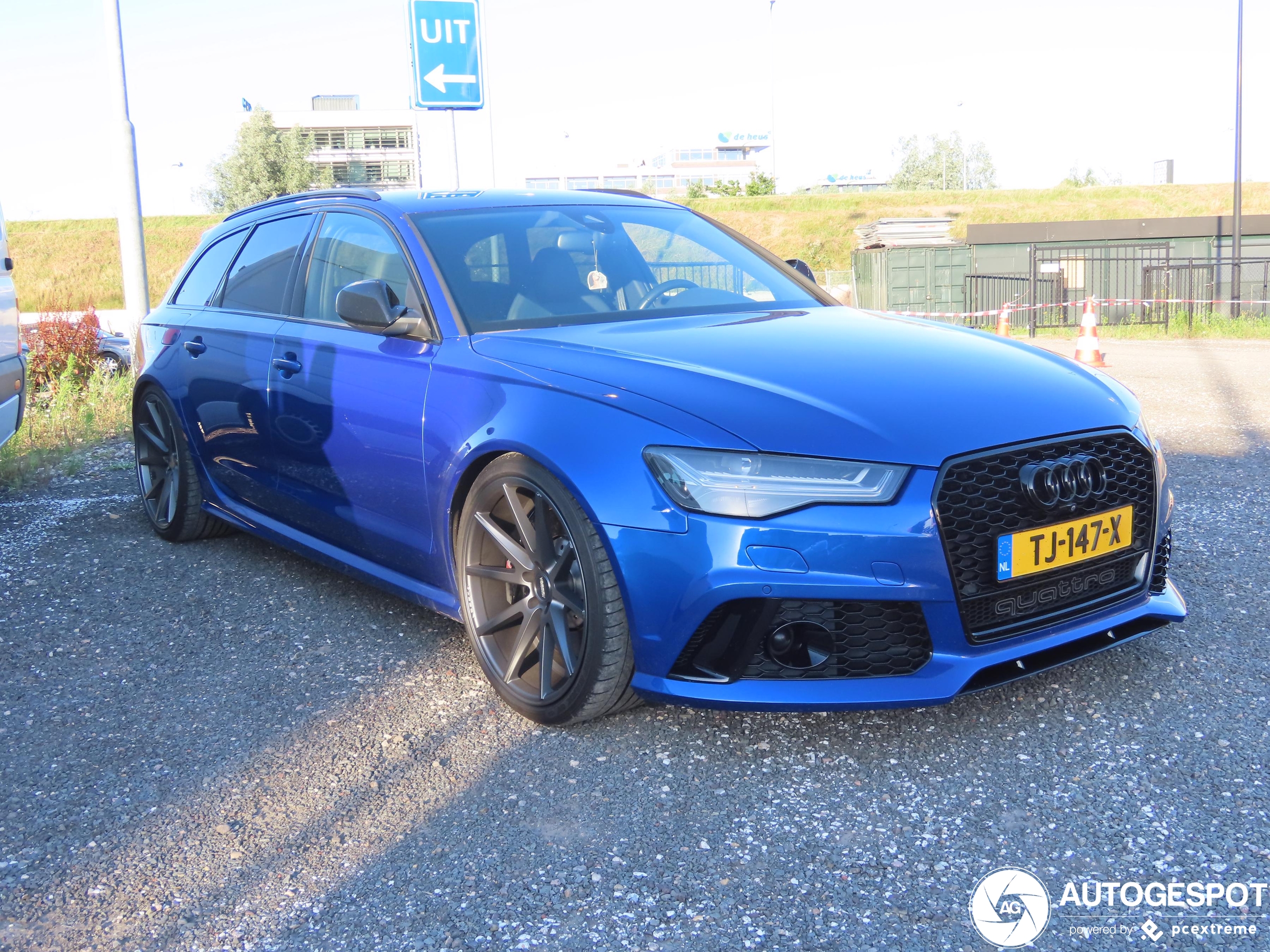 Audi RS6 Avant C7 2015