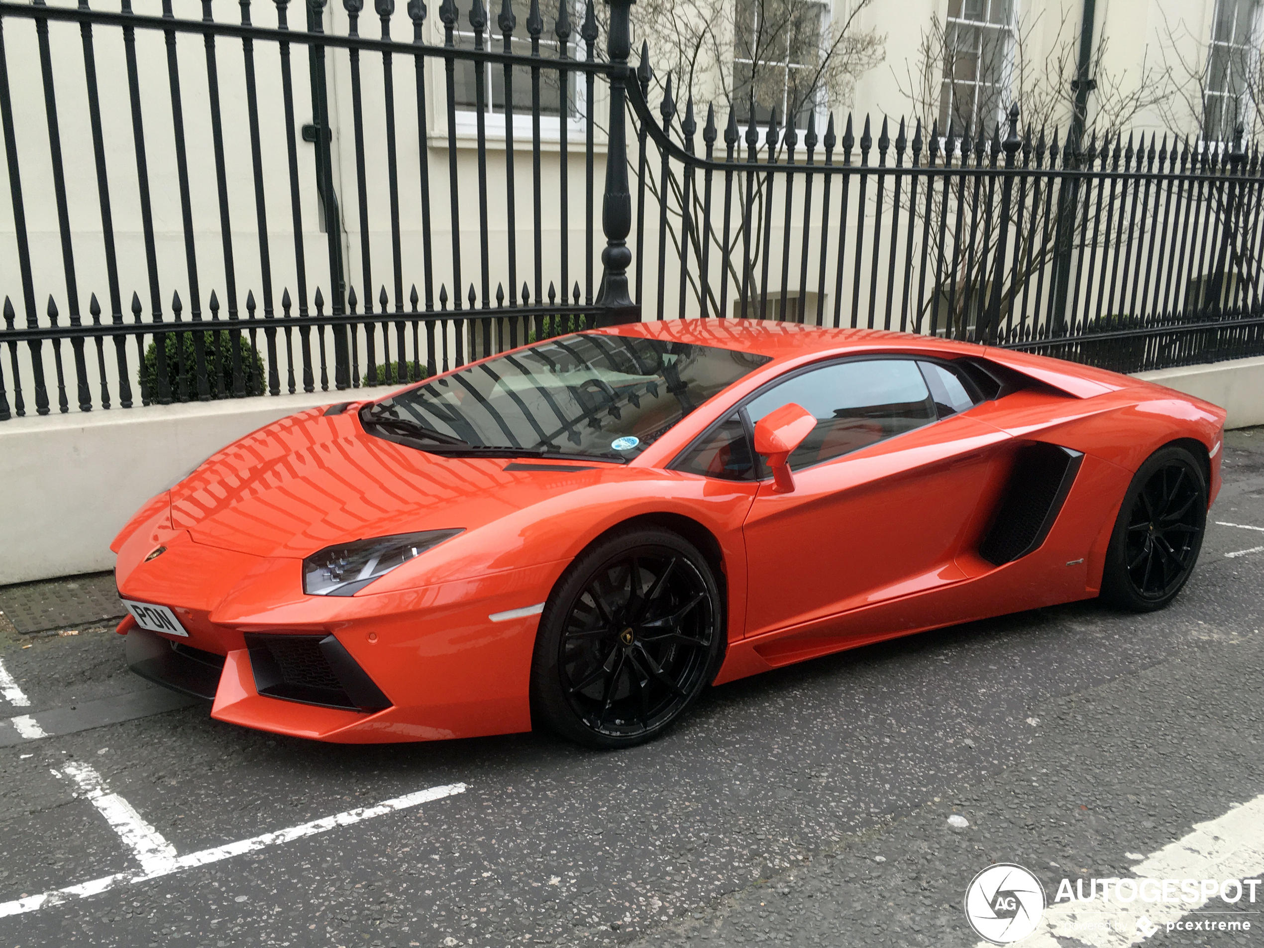 Lamborghini Aventador LP700-4