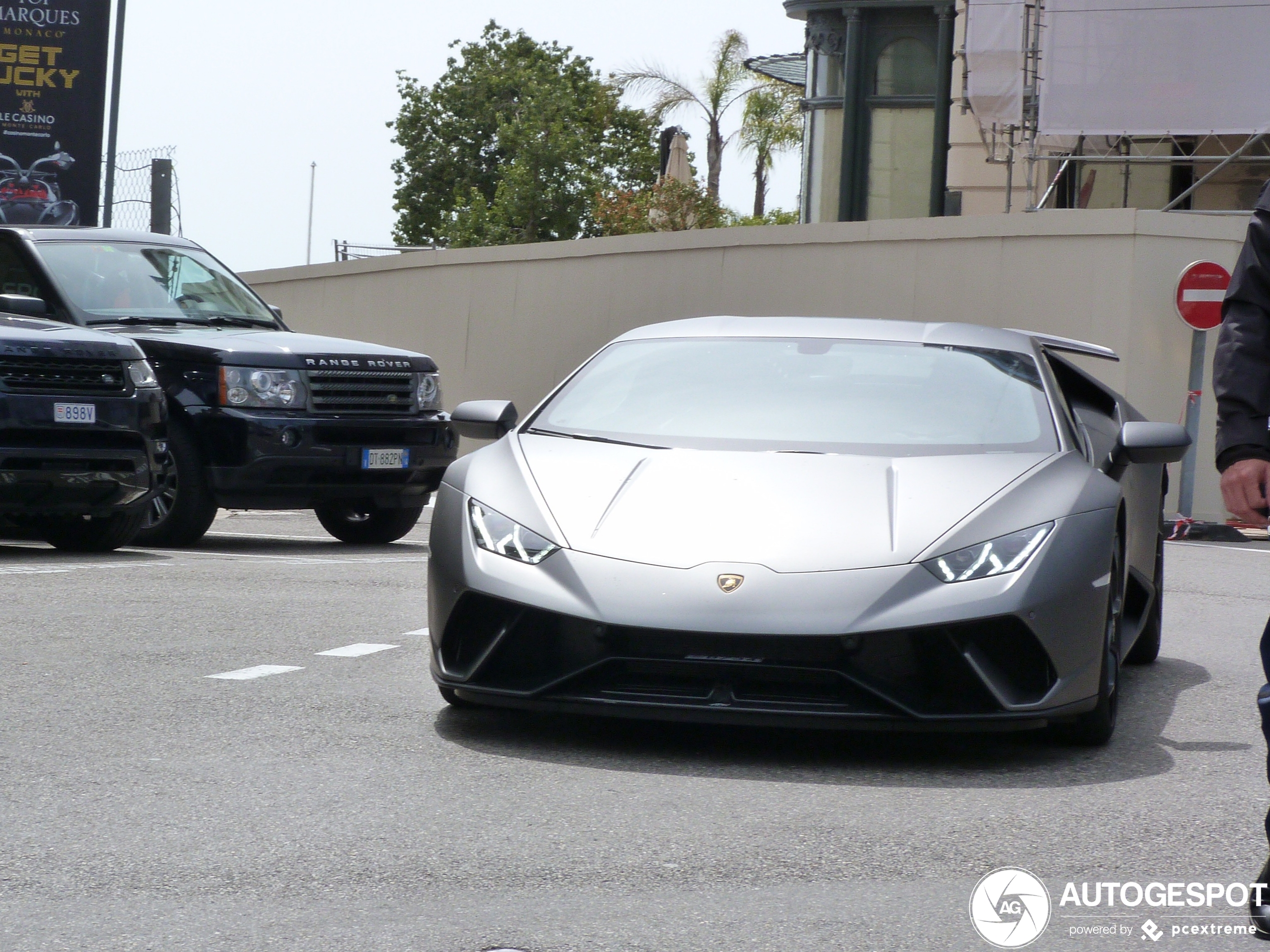 Lamborghini Huracán LP640-4 Performante