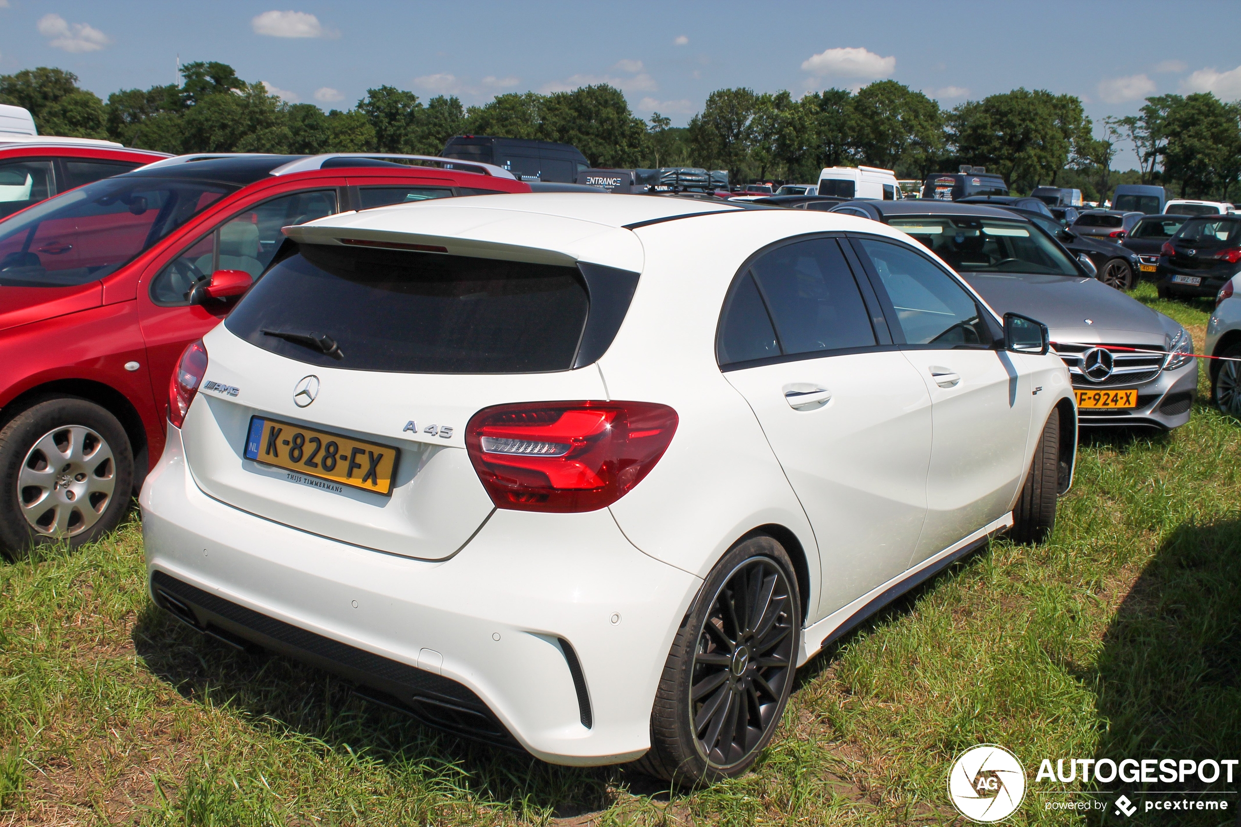 Mercedes-AMG A 45 W176 2015