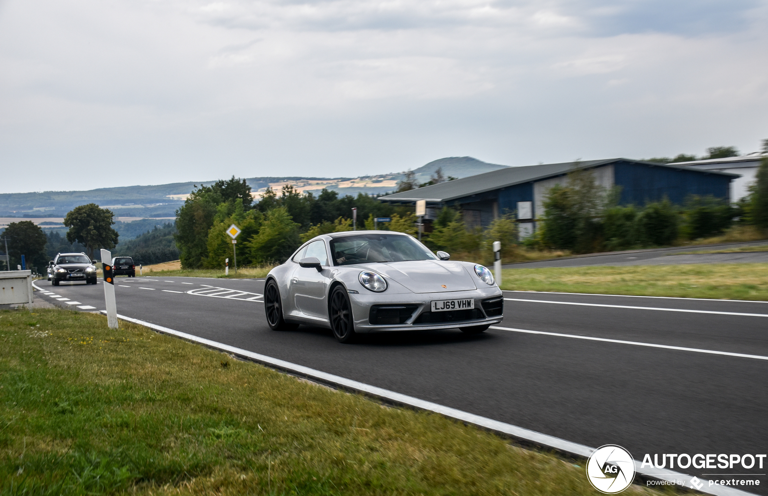 Porsche 992 Carrera 4S